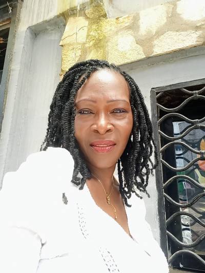 Martine  55 ans Estuaire Gabon