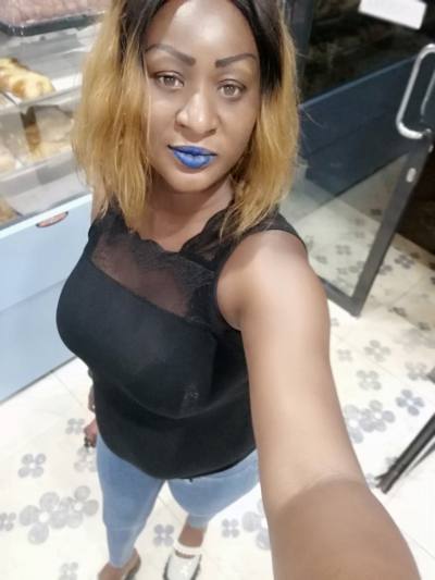 Mimi 38 ans Yaoundé  Cameroun